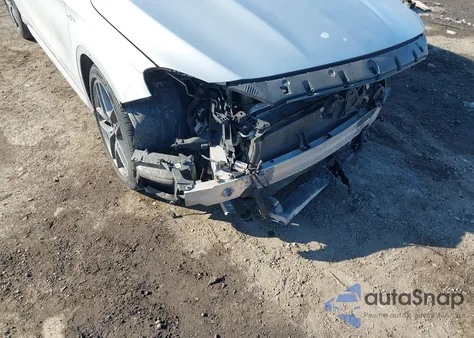 2015 Mercedes-Benz Gla 45 Amg 4Matic z USA, uszkodzony, nr VIN WDDTG5CB1FJ128520